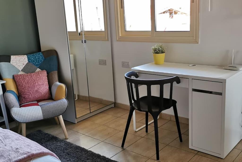 Pretty And Quiet Studio, With Wifi And Parking Lemesós Eksteriør bilde